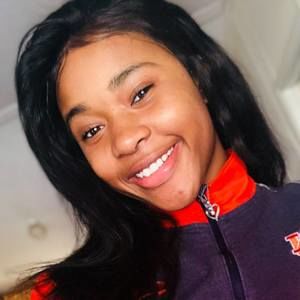 Meet your Posher, Aliyah